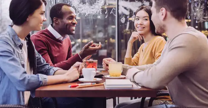 mẫu câu nói chuyện với bạn gái mẫu câu nói chuyện với bạn gái