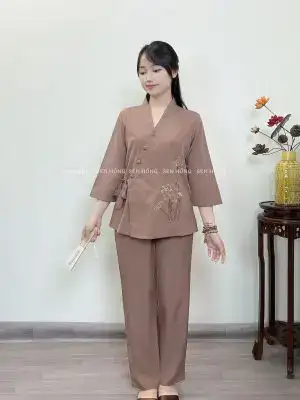 những câu nói hay về màu áo lam