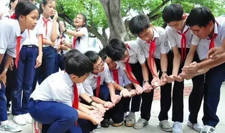 những câu nói về tuổi học trò cấp 2 những câu nói về tuổi học trò cấp 2