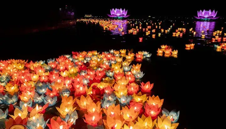 những câu nói hay về đèn hoa đăng những câu nói hay về đèn hoa đăng