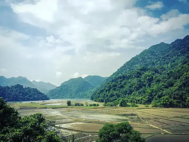 những câu nói hay về hồ ba bể