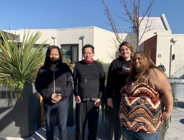 Những Câu Nói Hay Về Tình Yêu Vật Chất: Sâu Sắc và Đáng Suy Ngẫm