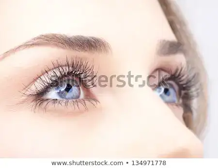 câu nói hay về đôi mắt đẹp câu nói hay về đôi mắt đẹp